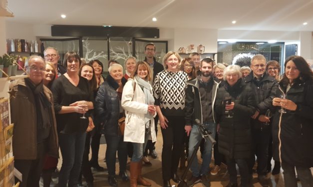 Remise des Lots de notre jeu de Noël